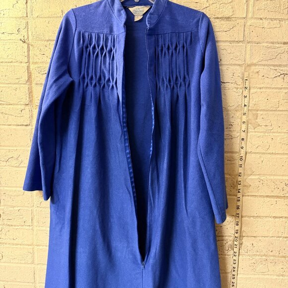 ✨ Vintage At HomeWear Blue Zip-Up Robe / Nightgown – Made in USA – Cozy Plush - Picture 7 of 10